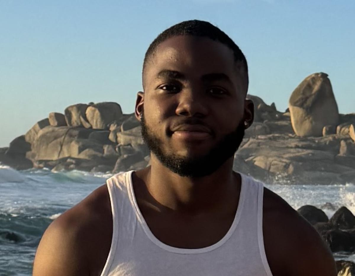 Adedotun  - Landscaper