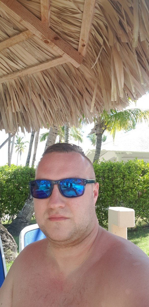 Sandris - Bricklayer