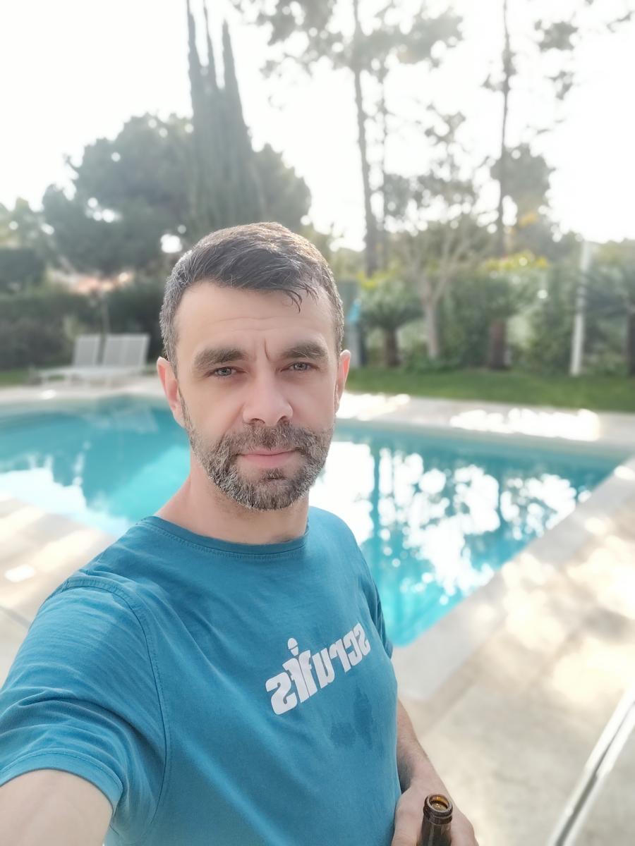 Victor - Construction worker